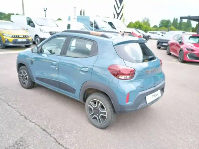 Dacia Spring — photo 3