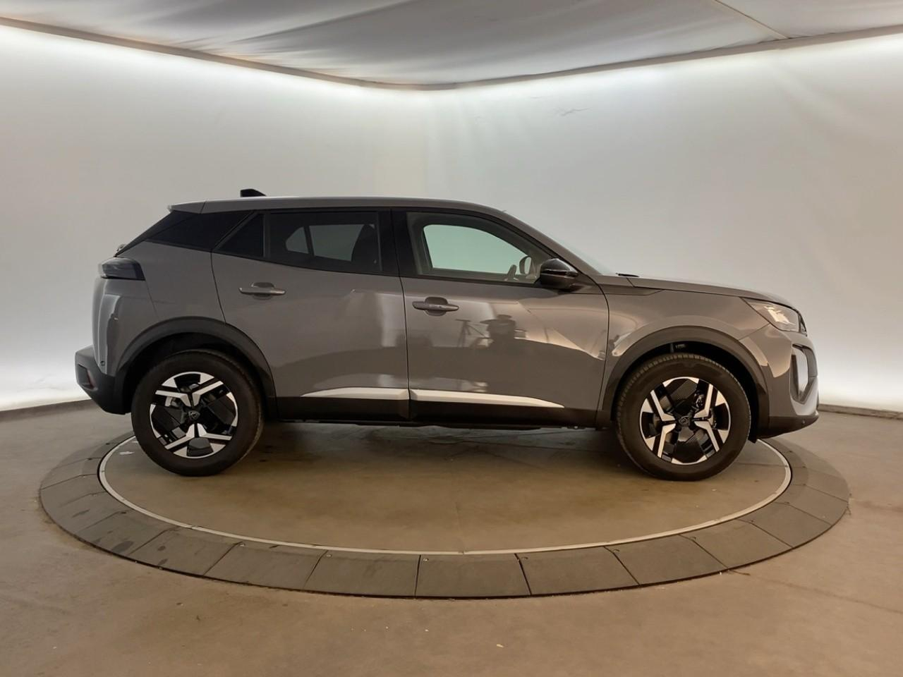 Peugeot 2008 hybrid 145 ch e-dcs6 allure — photo 4