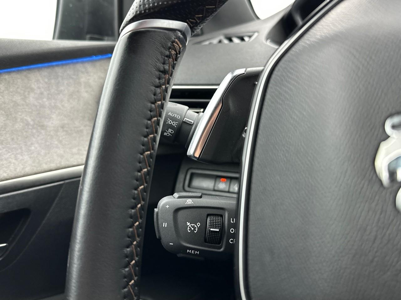 Peugeot 3008 hybrid 225 e-eat8 gt — photo 20