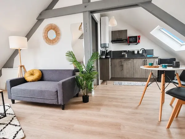 Bel appartement meublé - Entièrement rénové et équipé