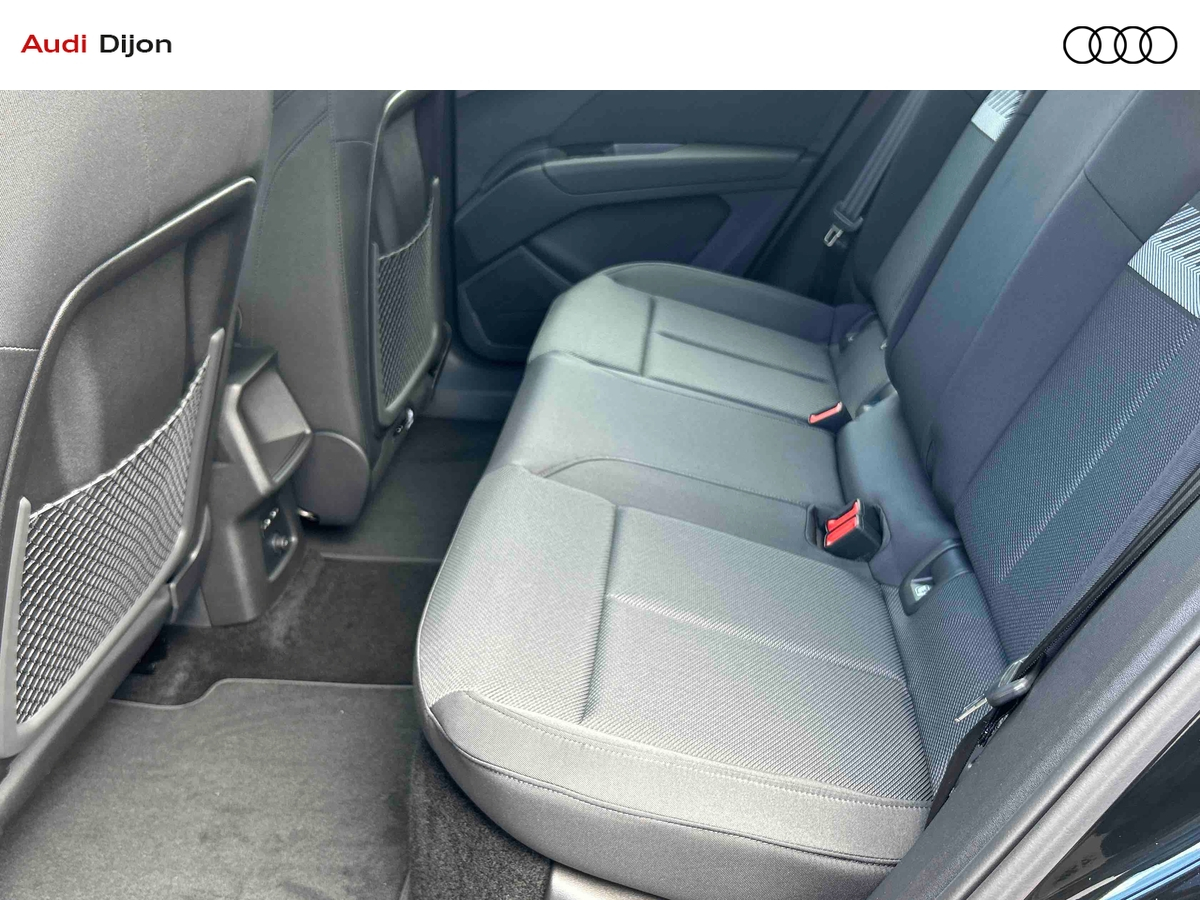 Audi Q4 SUV e-tron Performance Pack Business — photo 12