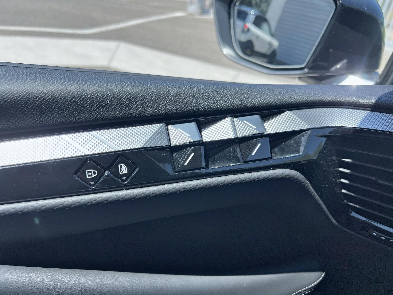 Ds Ds 4 e-tense 225ch cross trocadero — photo 21