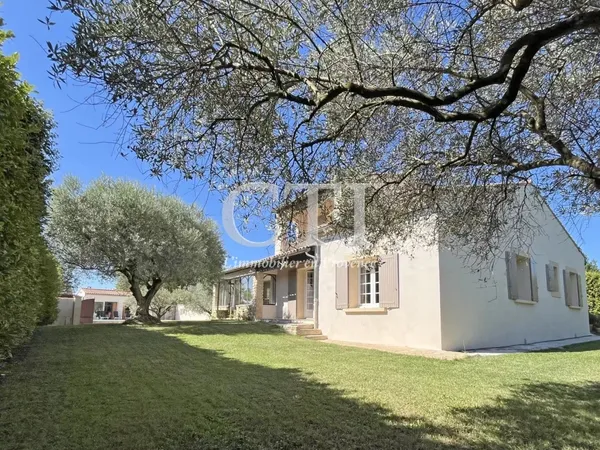 Villa coup de coeur proche du Barroux, avec piscine et grand garage