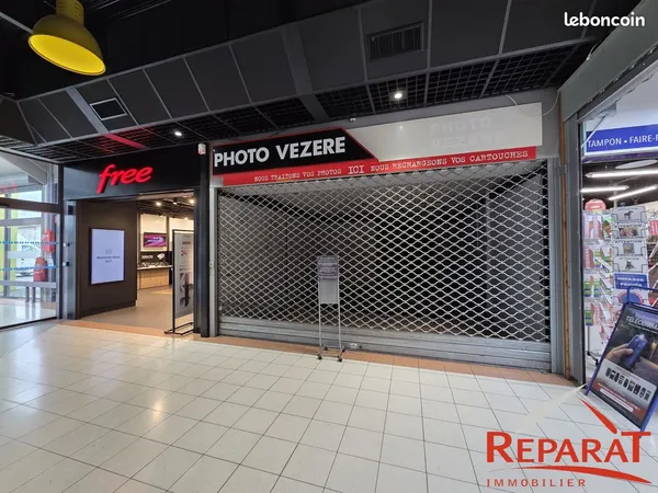 Local 53 m² Brive-la-Gaillarde