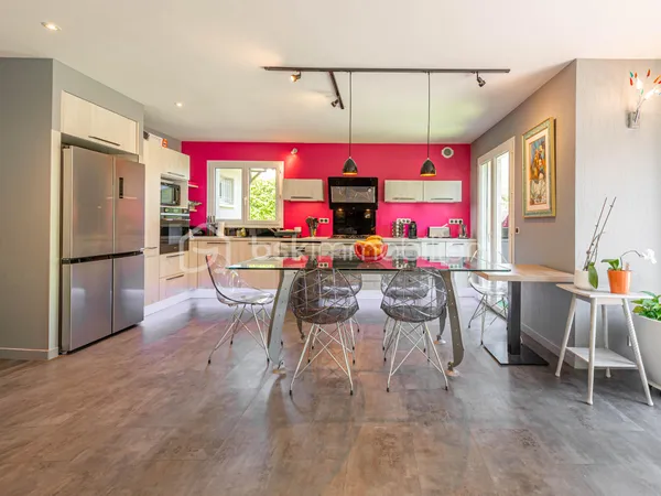 Maison 6 pièces 169 m²