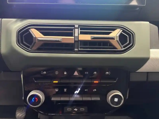 Dacia Spring electric 100 — photo 16