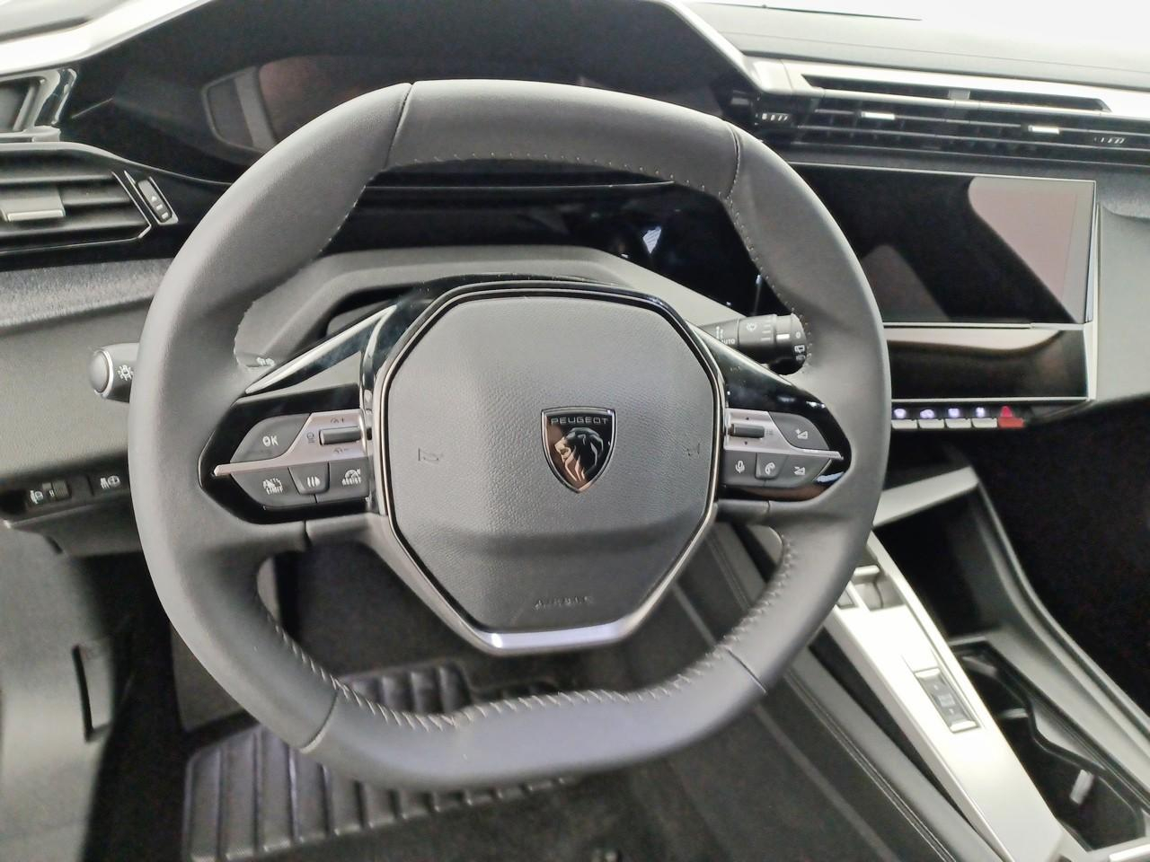 Peugeot 308 electrique 54 kwh 156ch allure — photo 13