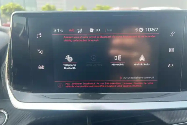 Peugeot 208 puretech 100 s&amp;s bvm6 — photo 18