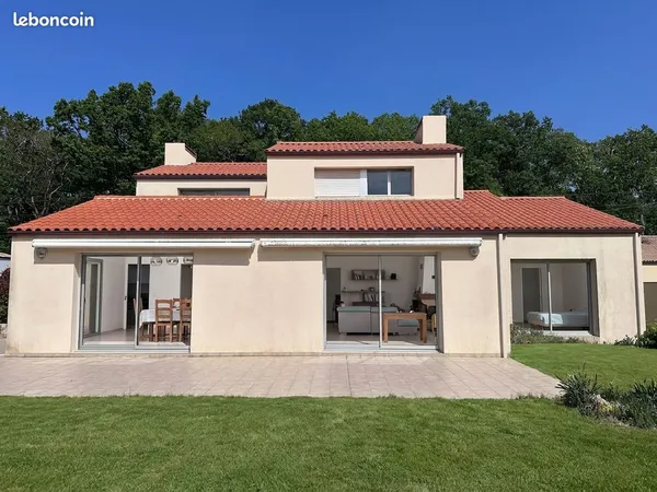 Maison familiale 6 ch, au calme, jardin plein sud, hors couloir aérien, terrain divisible