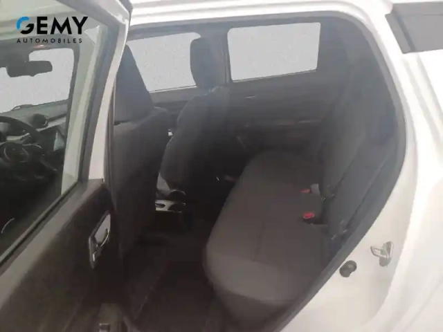 Suzuki Swift 1.0 boosterjet — photo 10