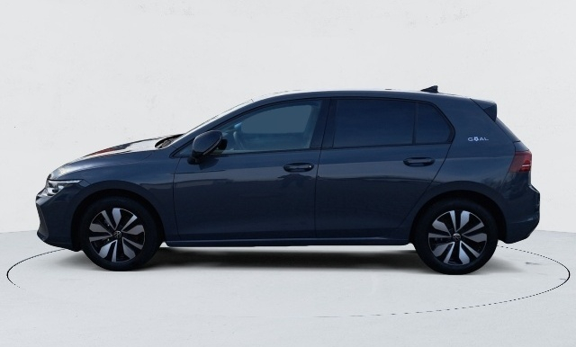 Volkswagen Golf 8 — photo 2