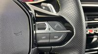 Peugeot 2008 1.2 PureTech 130ch S&S GT Pack EAT8 — photo 12
