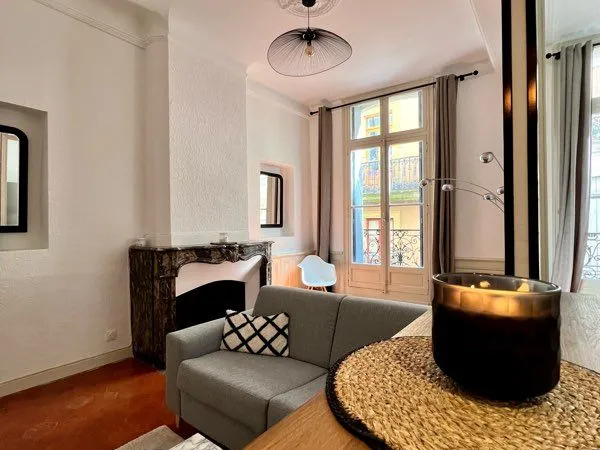 Appartement de caractère - 73 m² - Hyper-centre de Béziers