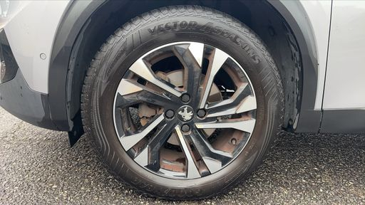 Peugeot 2008 1.2 PureTech 130 - GT Line – 2020 – 117500 km – Essence – Boîte Manuelle — photo 9