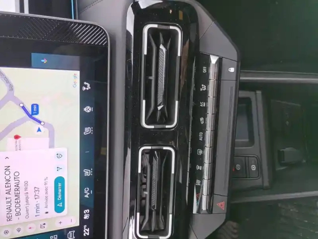 Renault 4 renault  e-tech electrique 150 ch autonomie confort — photo 5