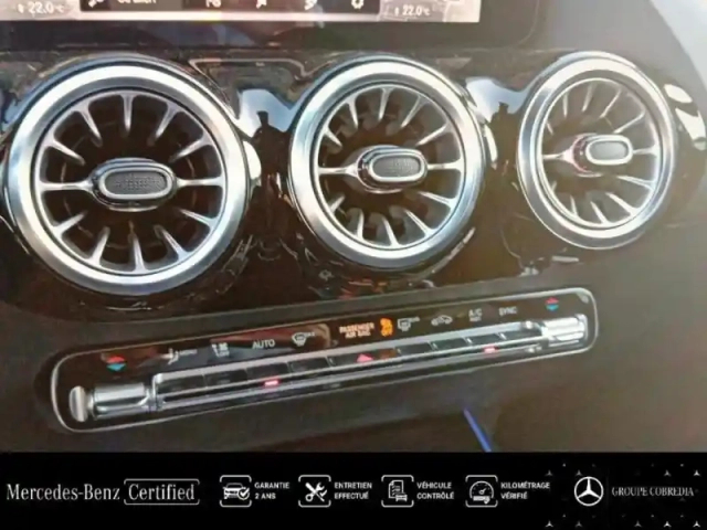Mercedes Gla 200 d 150ch amg line 8g-dct — photo 10