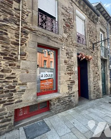 Local d'activités 2 pièces 65 m²