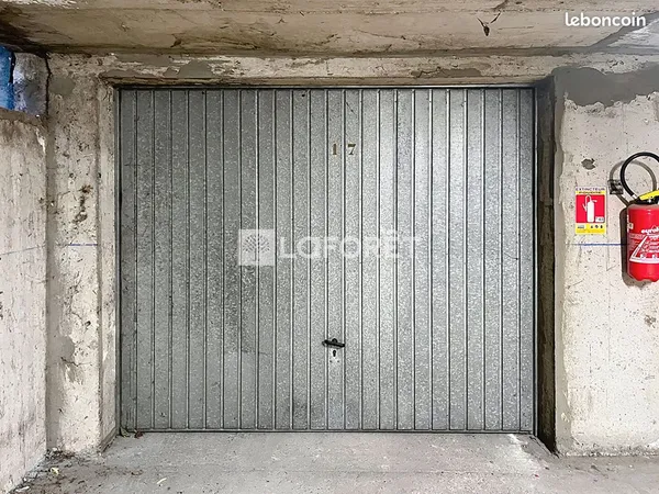 Parking/box 16 m² VALENCE