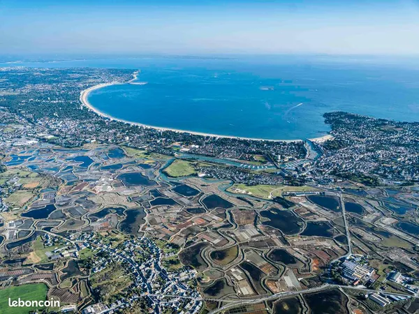 Terrain viabilisé, libre de constructeurs, en accession abordable sur LA BAULE-ESCOUBLAC
