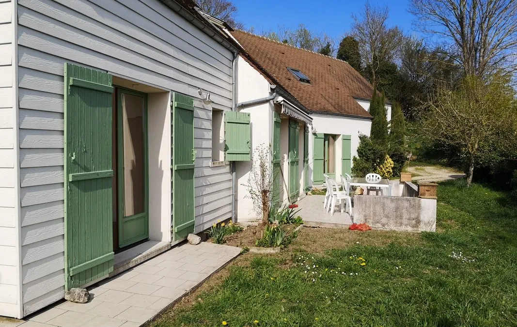 Photo 1