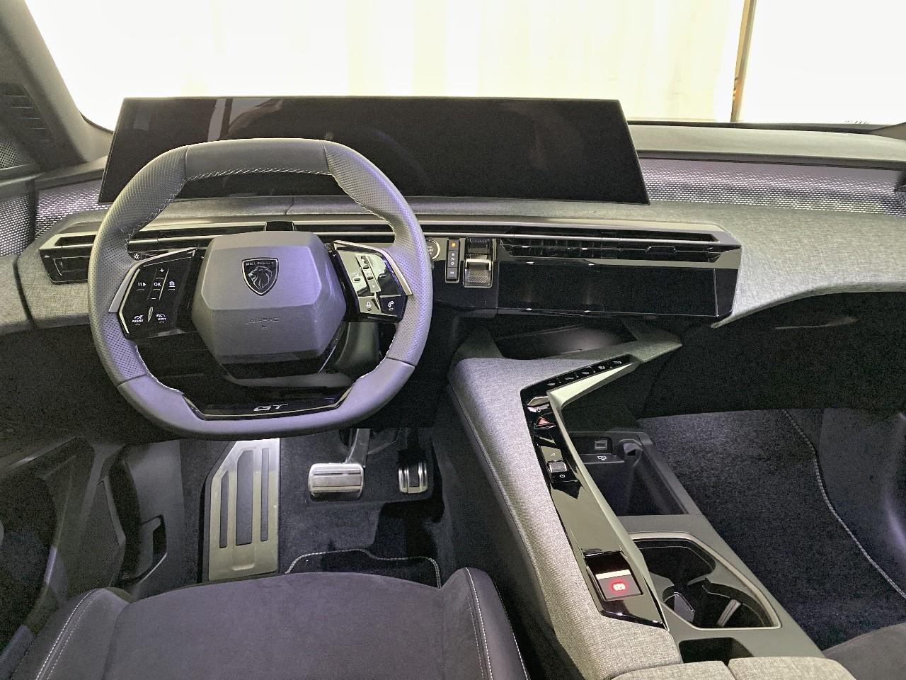 Peugeot 3008 hybrid 145 e-dcs6 gt — photo 8
