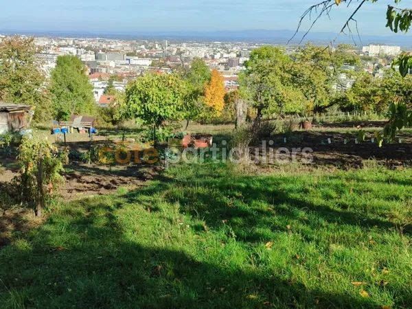 CLERMONT-FERRAND - VALLIERES - TERRAIN NATUREL DE 6 013 M2