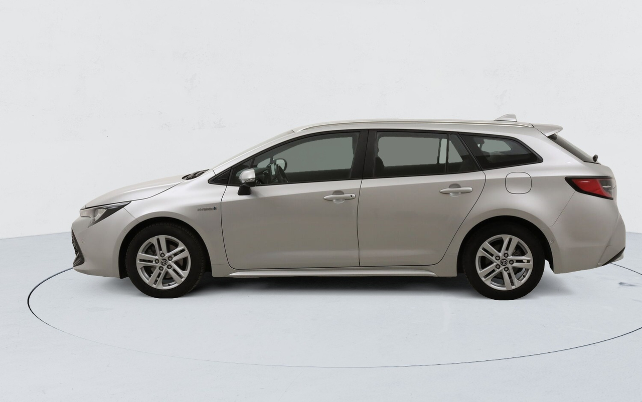 Toyota Corolla Touring Sports — photo 2