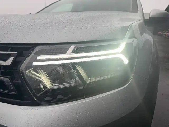 Dacia Duster blue dci 115 4x2 — photo 131
