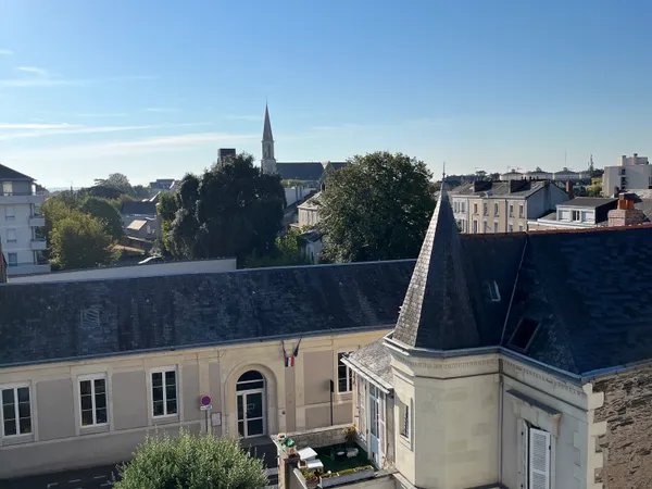 Loue 3 pièces avec 2 chambres à Angers quartier Madeleine