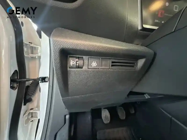 Citroën C4 puretech 130 s&amp;s bvm6 — photo 31