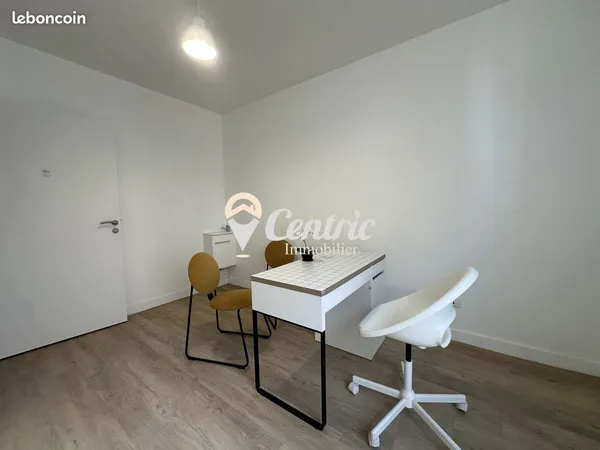 Local 20 m² Bressuire