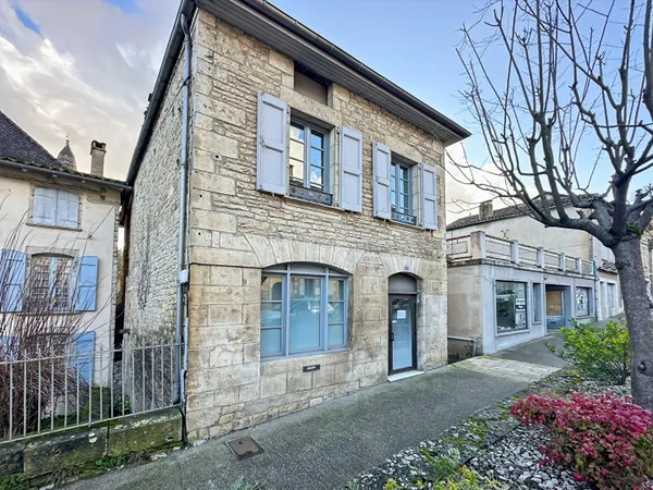 Bureaux 6 pièces 150 m²