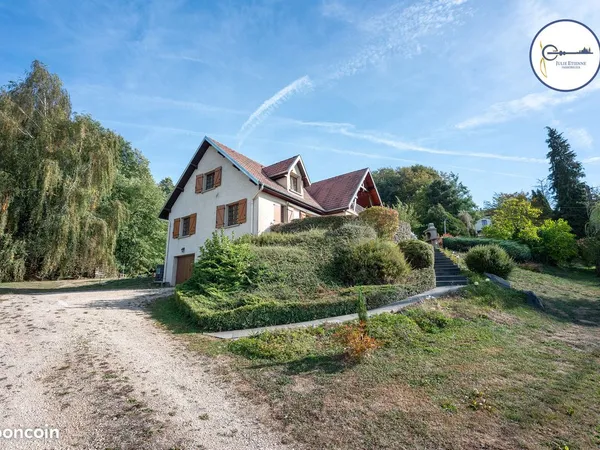 Maison 8 pièces 173 m²