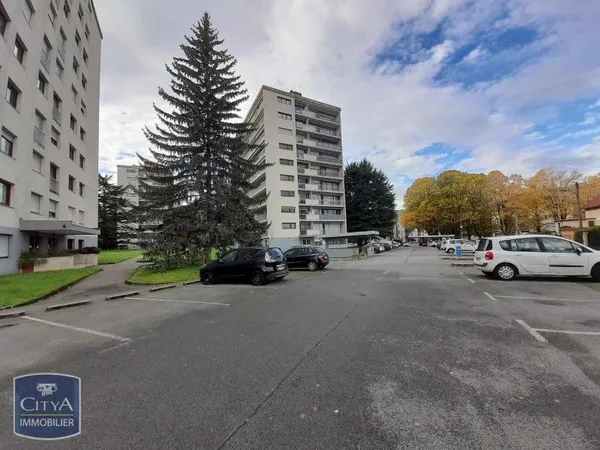 Stationnement Location Jacob-Bellecombette   36€
