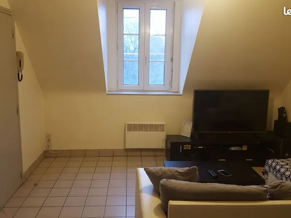 T2 à louer immeuble calme