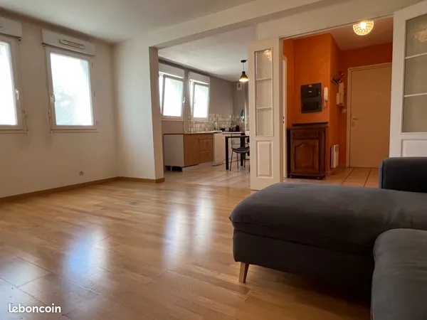 T2 meublé de 60 m2 avec place de parking