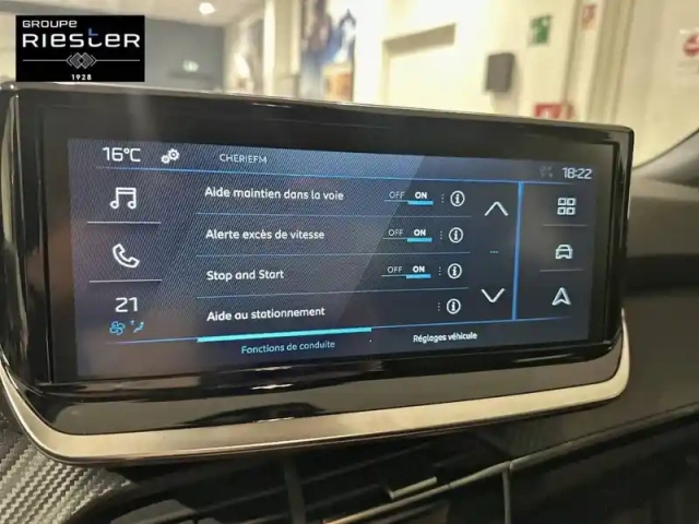 Peugeot 2008 hybrid 145 e-dcs6 — photo 89