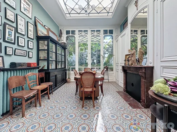 Vends maison 260m² - 7 chambres, jardin clos, proche de tous les commerces, possibilité revenu locat