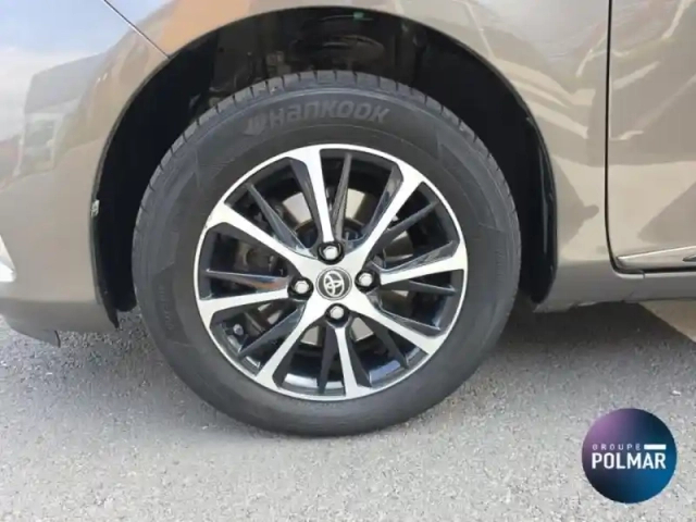 Toyota Yaris 110 vvt-i design y20 5p my19 — photo 13