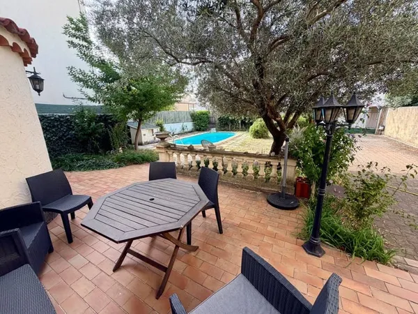 Grand Charran - maison de 120 m2 avec jardin et piscine.