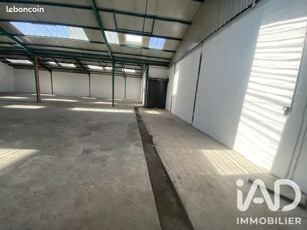 Parking/box 327 m² Wasquehal