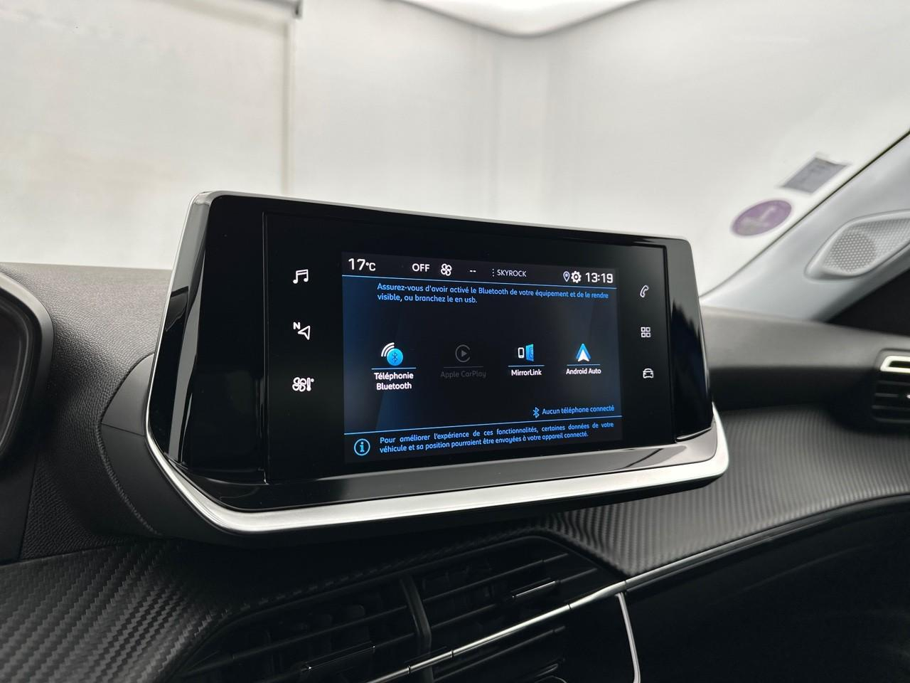 Peugeot 2008 puretech 100 s&s bvm6 style — photo 25