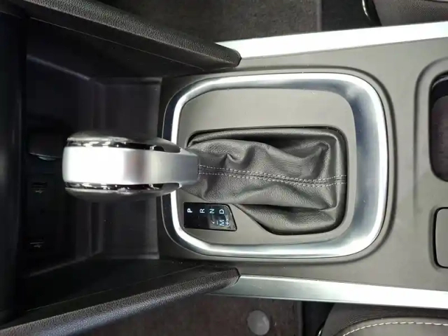 Renault Megane mégane iv berline blue dci 115 edc — photo 31