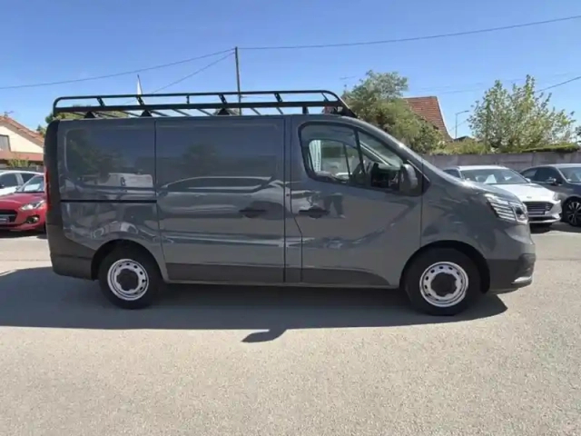 Renault Trafic fg l1h1 2t8 2.0 blue dci 130ch grand confort — photo 4