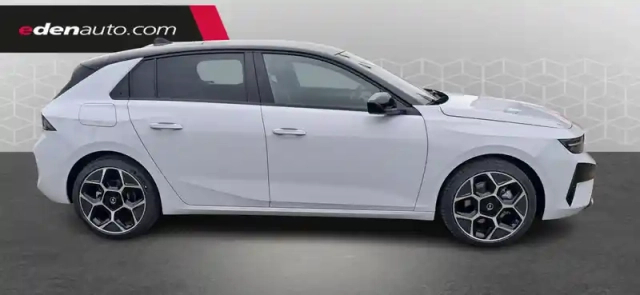Opel Astra 1.2 turbo hybride 145 ch automatique — photo 6