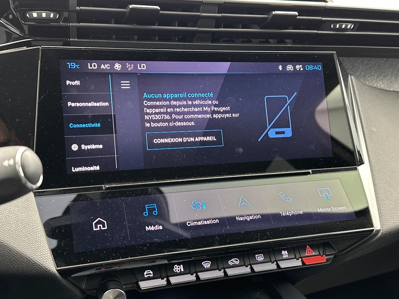 Peugeot 308 phev 180 e-eat8 allure pack — photo 23