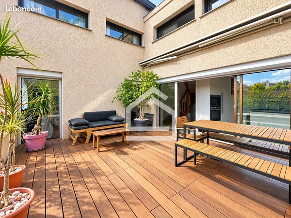 Maison de ville 8 pièces 182 m²