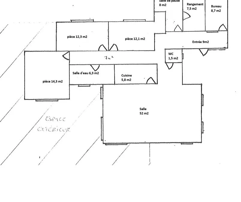 Photo 1