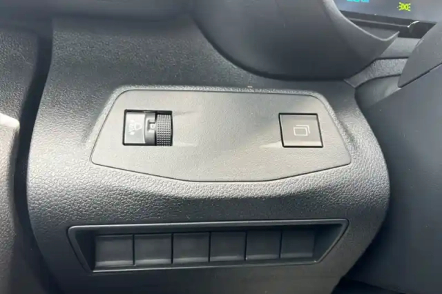 Citroën Berlingo van m diesel 100 ch manuelle — photo 19
