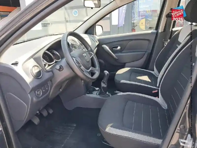 Dacia Sandero 0.9 tce 90ch stepway — photo 31